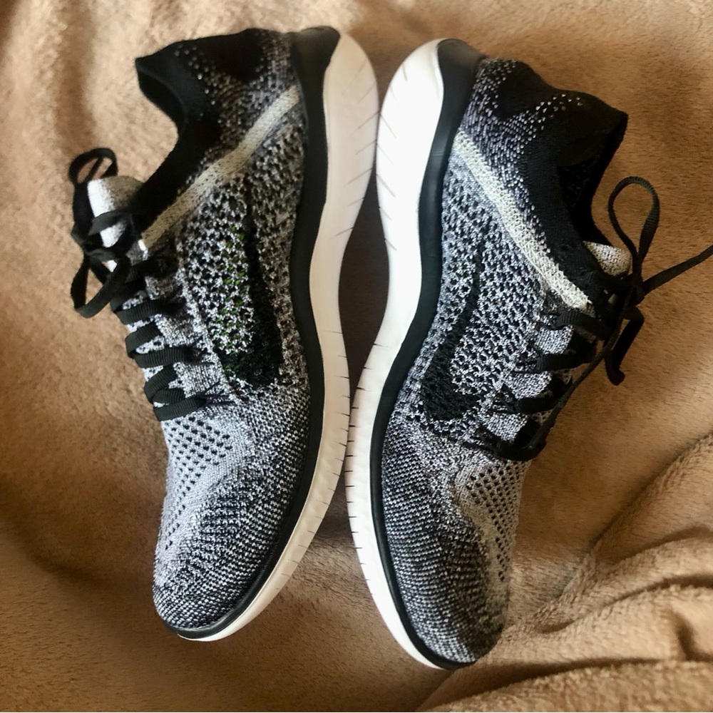 Nike Free Run Flyknit - Picture 3 of 6